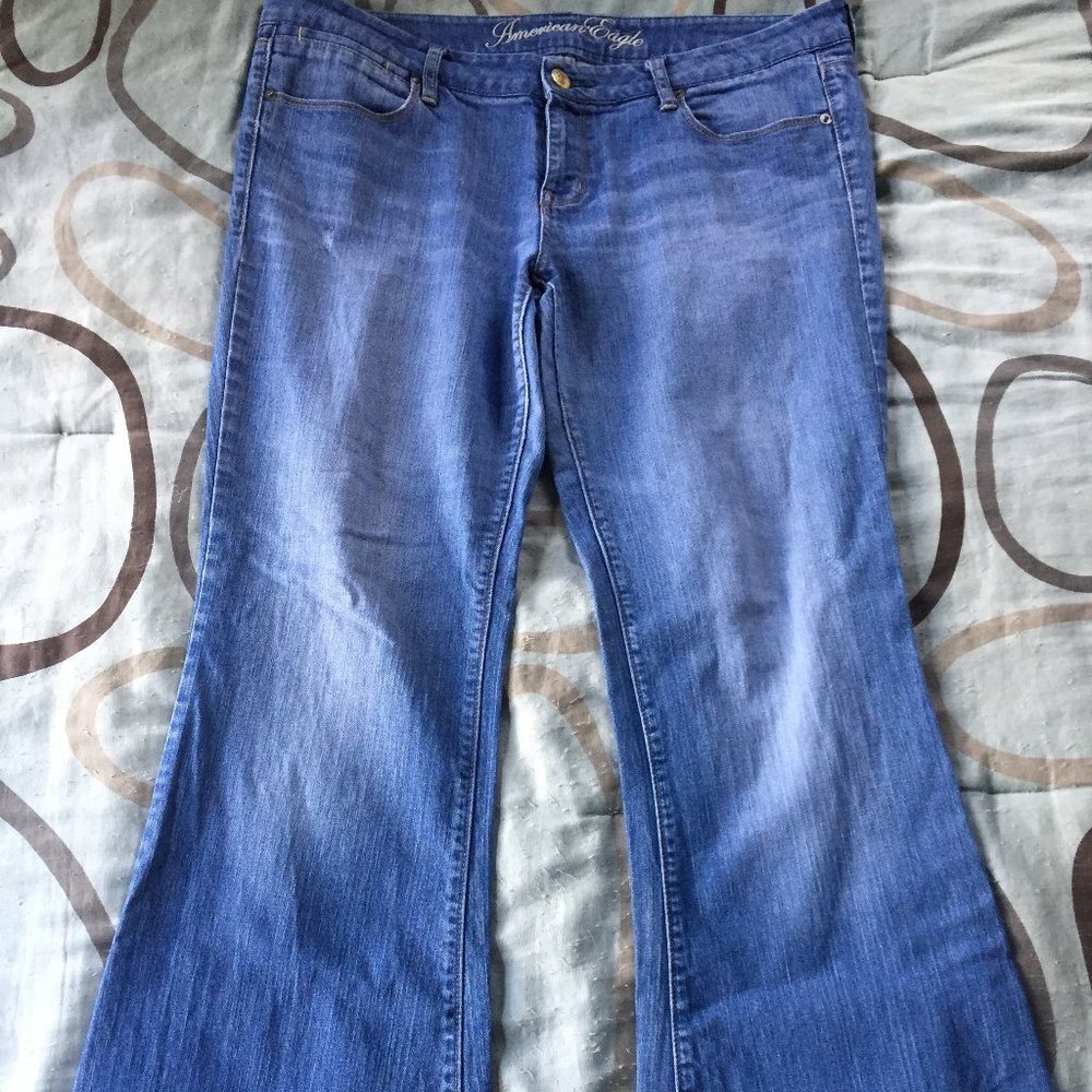 American Eagle Real Flares Size 14